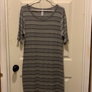 Lularoe julia